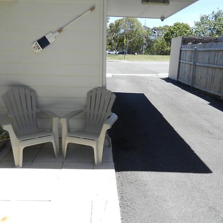 Golden Shores Motel Bilinga エクステリア 写真
