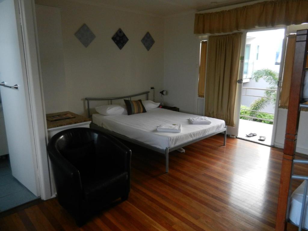 Golden Shores Motel Bilinga 部屋 写真