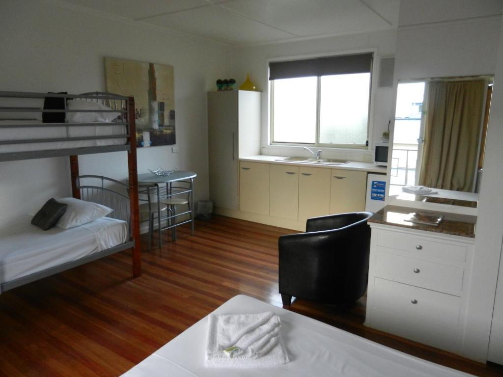 Golden Shores Motel Bilinga 部屋 写真